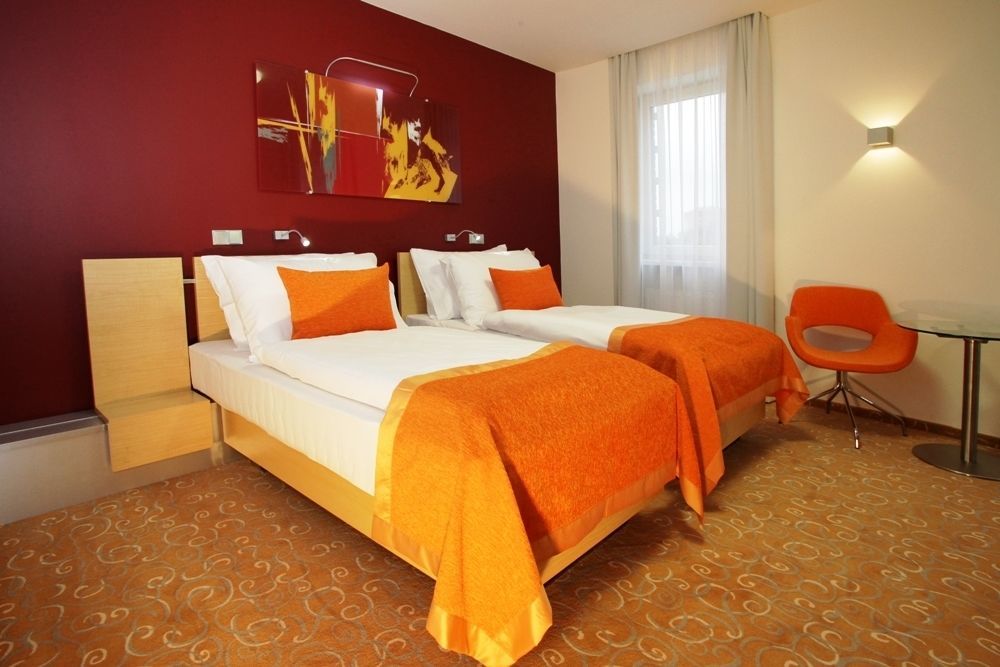 Orea Hotel Atrium Otrokovice Zewnętrze zdjęcie
